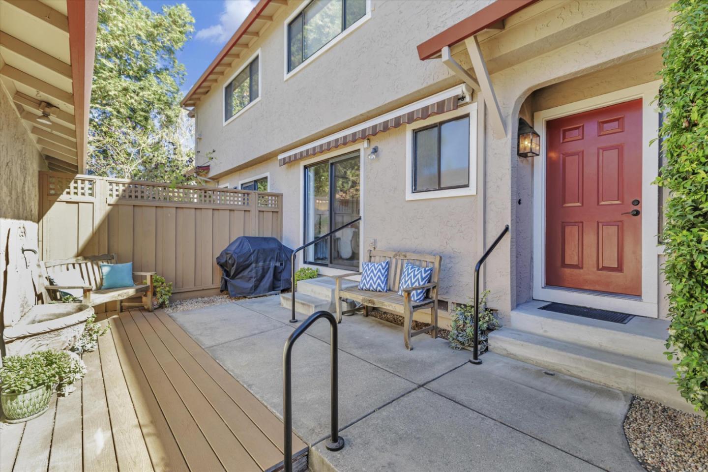2037 Eucalyptus Court