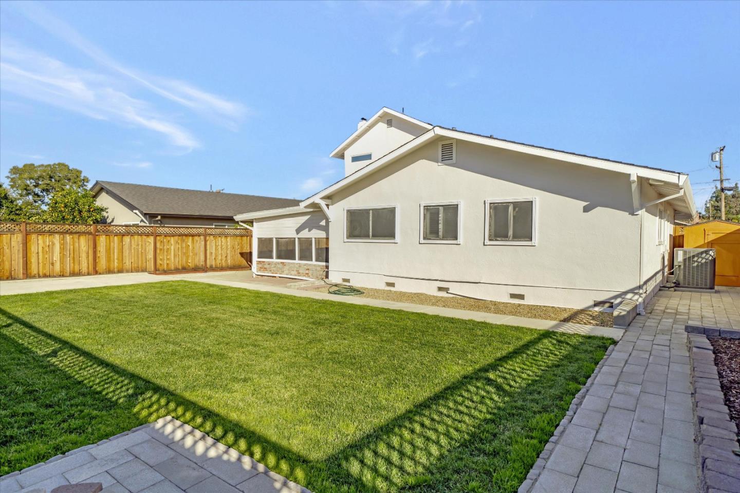 837 Arbor Court
