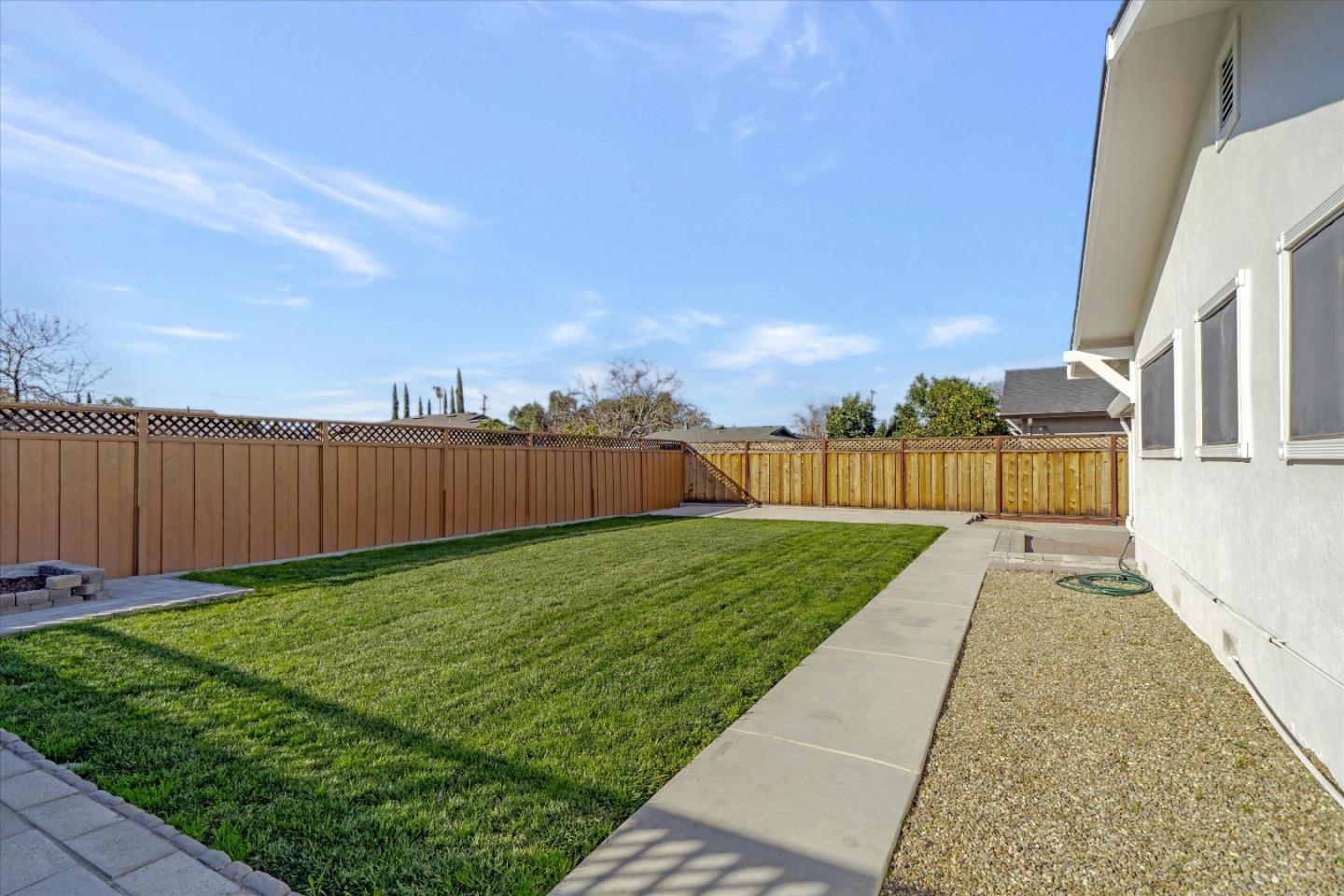 837 Arbor Court