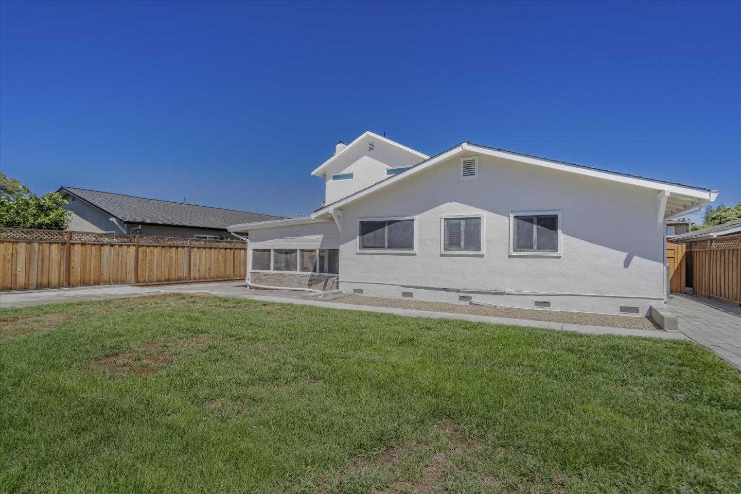 837 Arbor Court