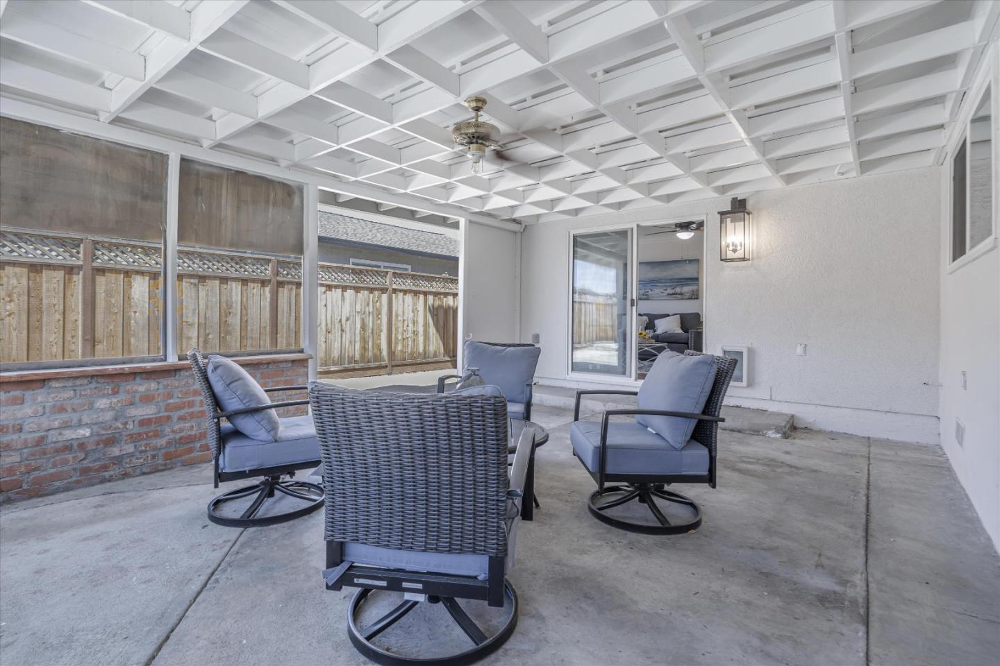 837 Arbor Court