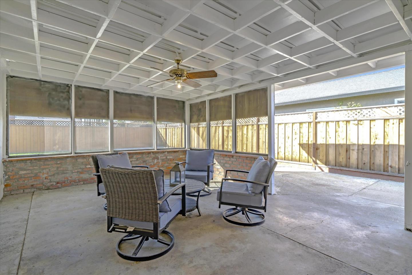 837 Arbor Court
