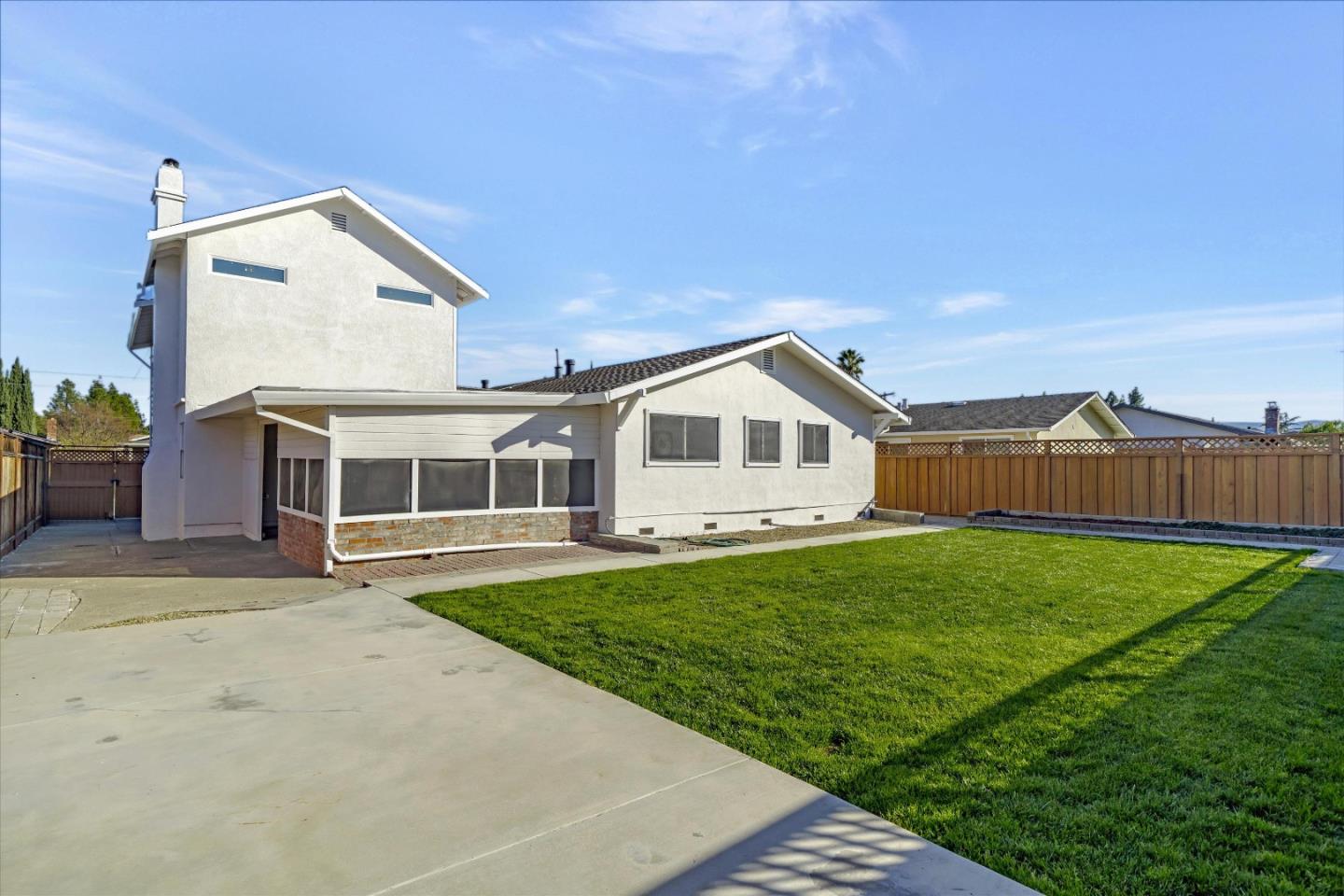 837 Arbor Court