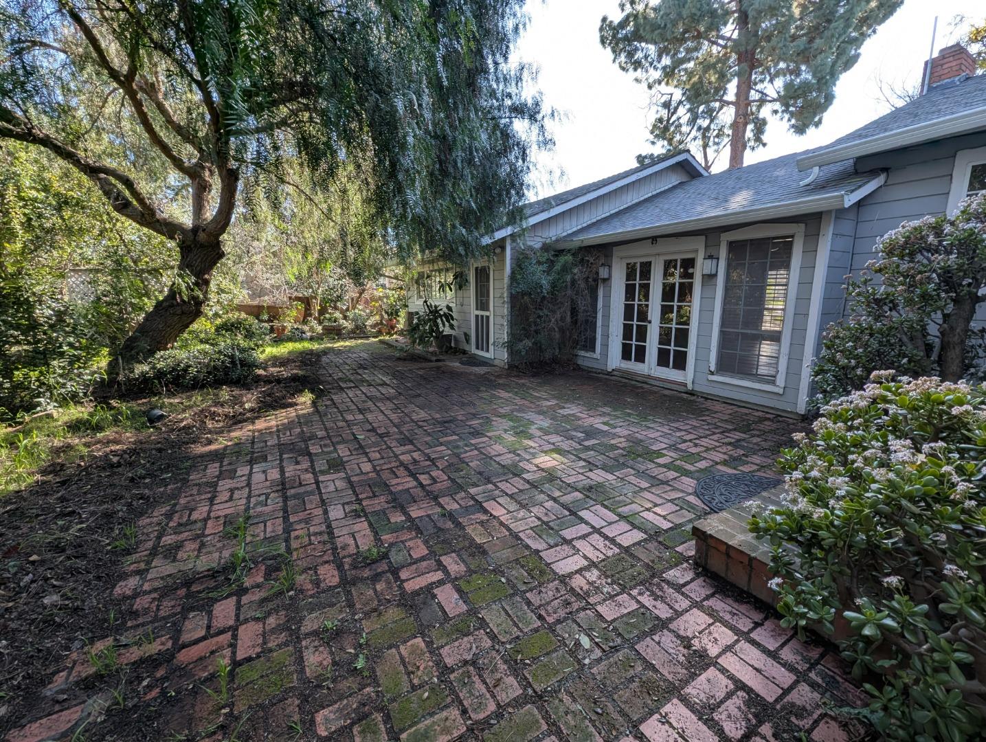 35818 Linda Drive