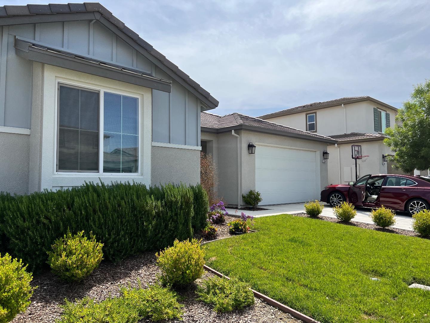 9096 Tradewinds Circle