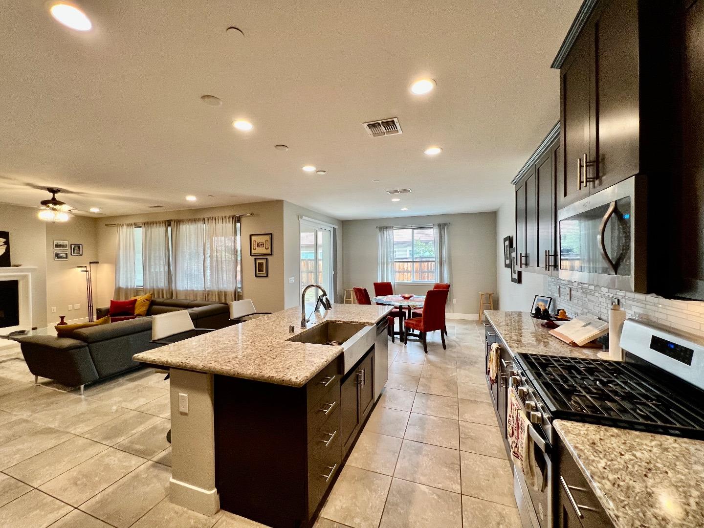 9096 Tradewinds Circle