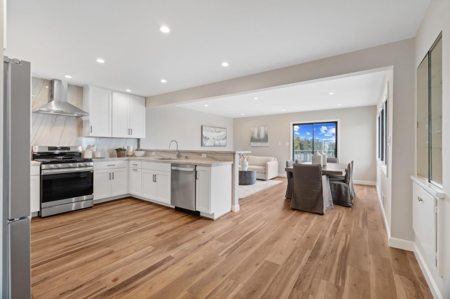 3901 Coronado Way