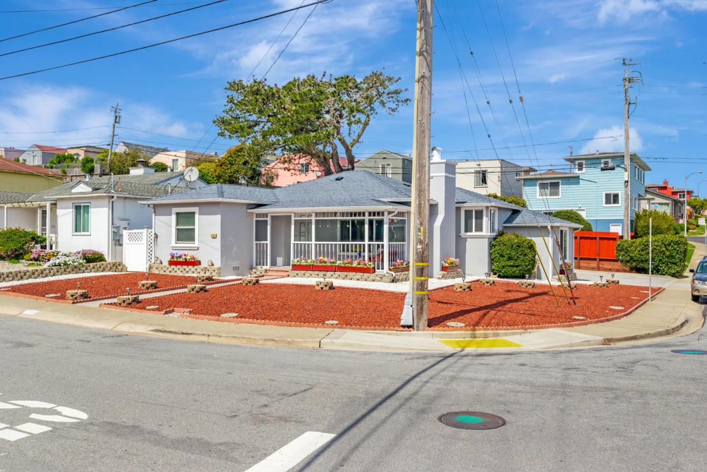 904 Wildwood Avenue