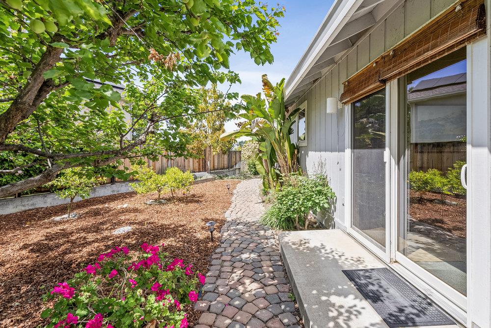 105 Louise Circle