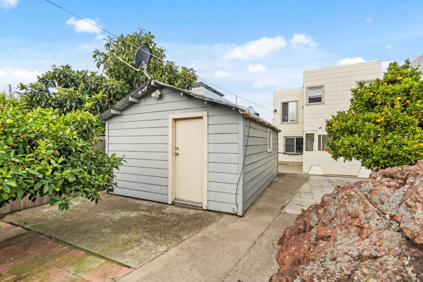 725 Delta Street