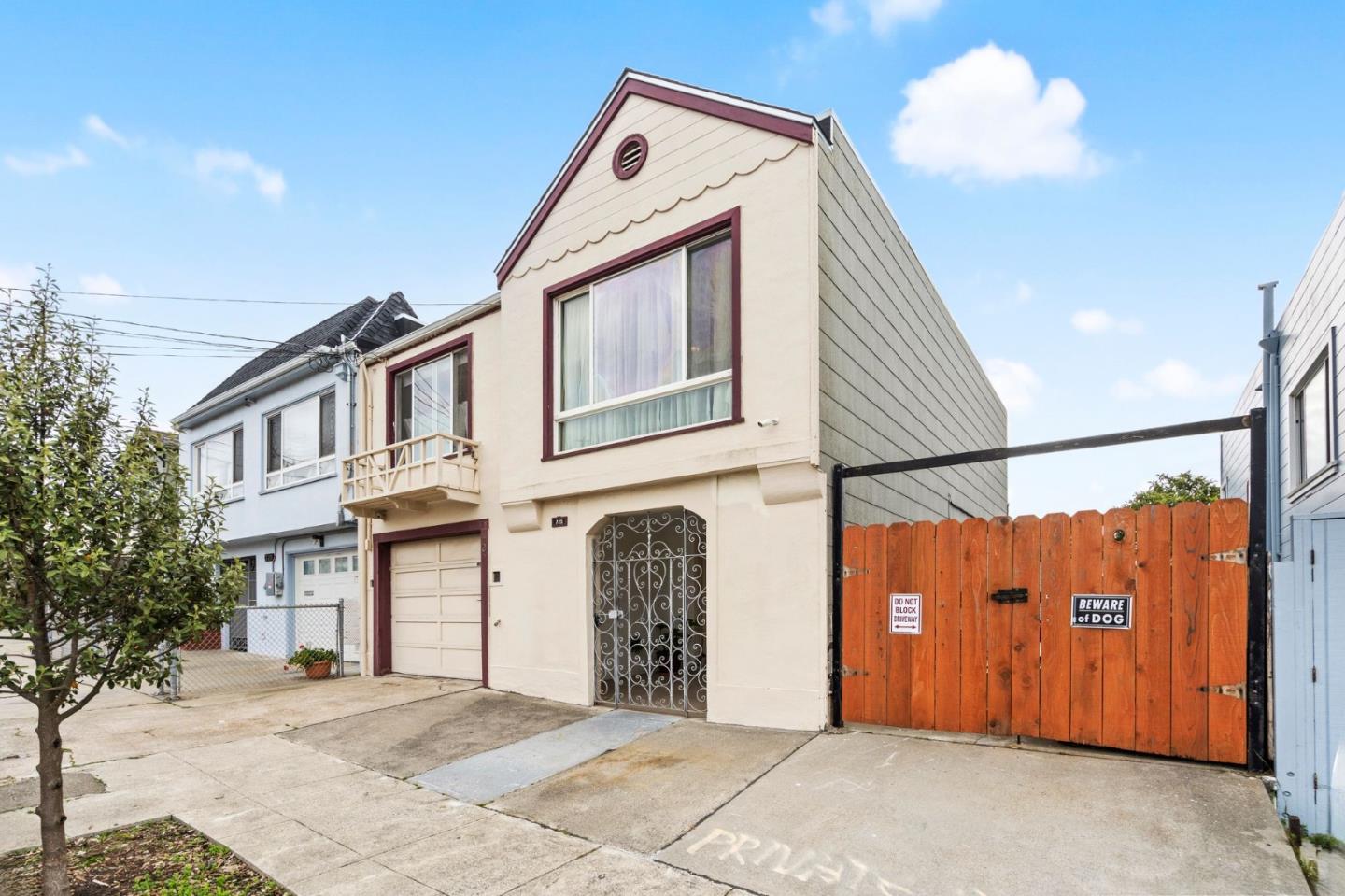 725 Delta Street