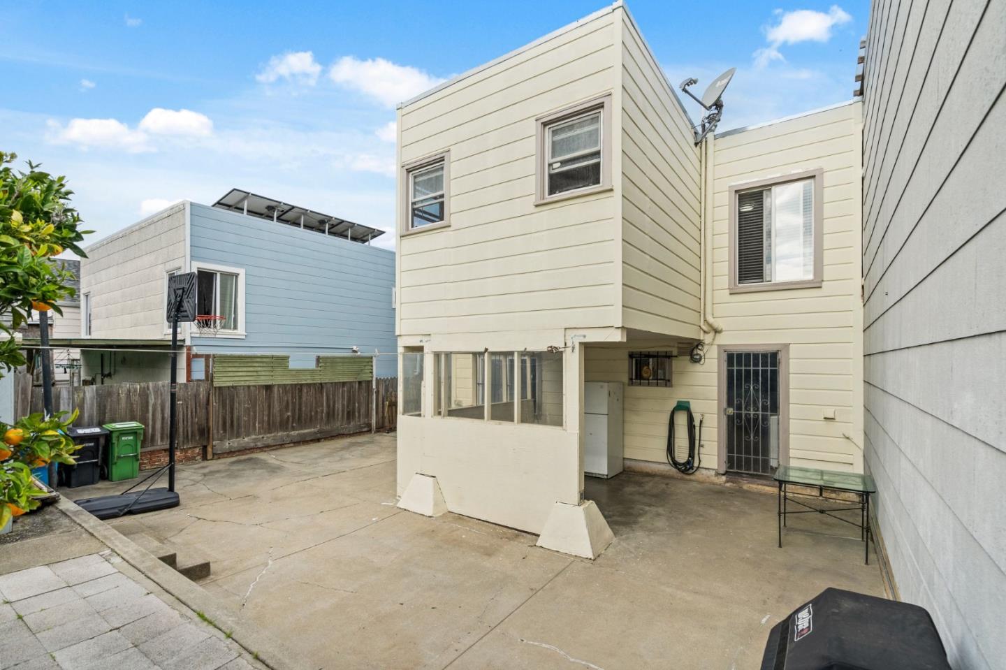 725 Delta Street