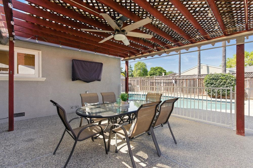 467 Safari DR