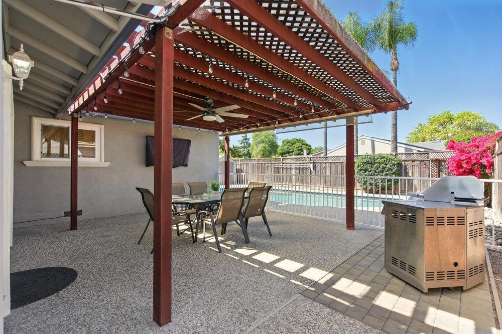 467 Safari DR