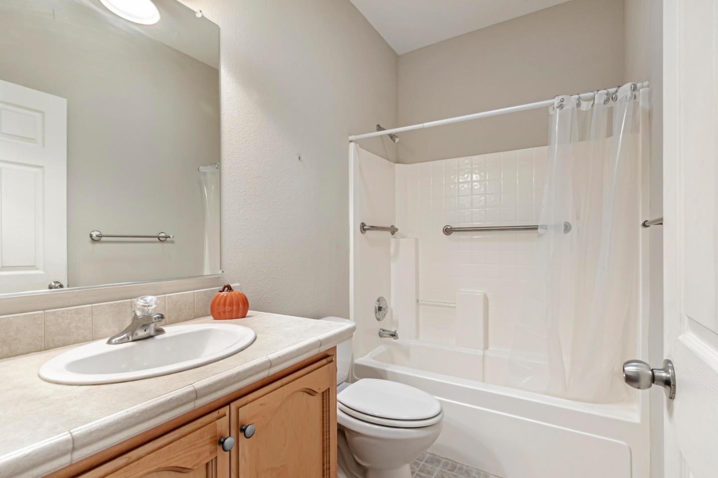 5770 Winfield Boulevard Unit: 130