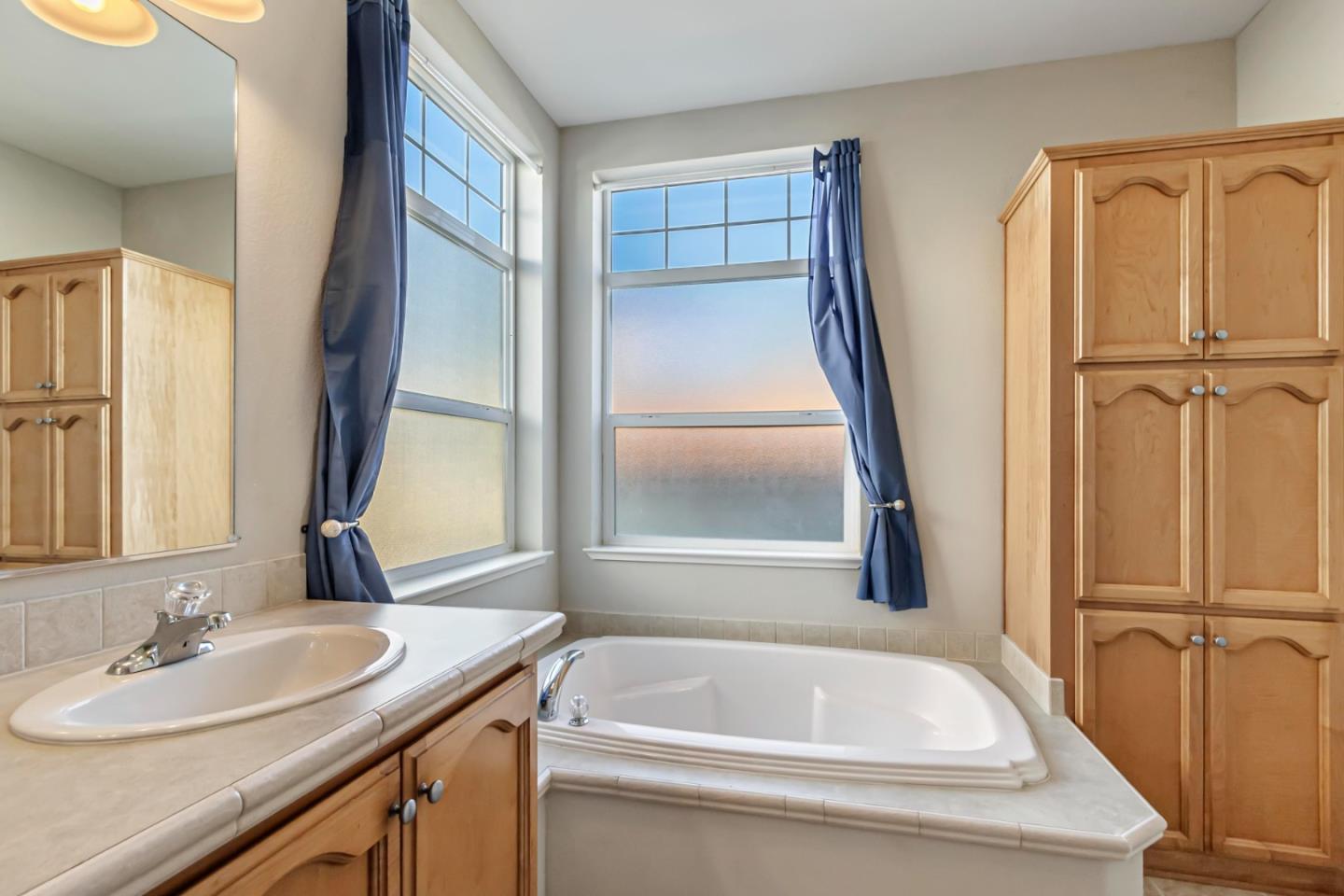 5770 Winfield Boulevard Unit: 130