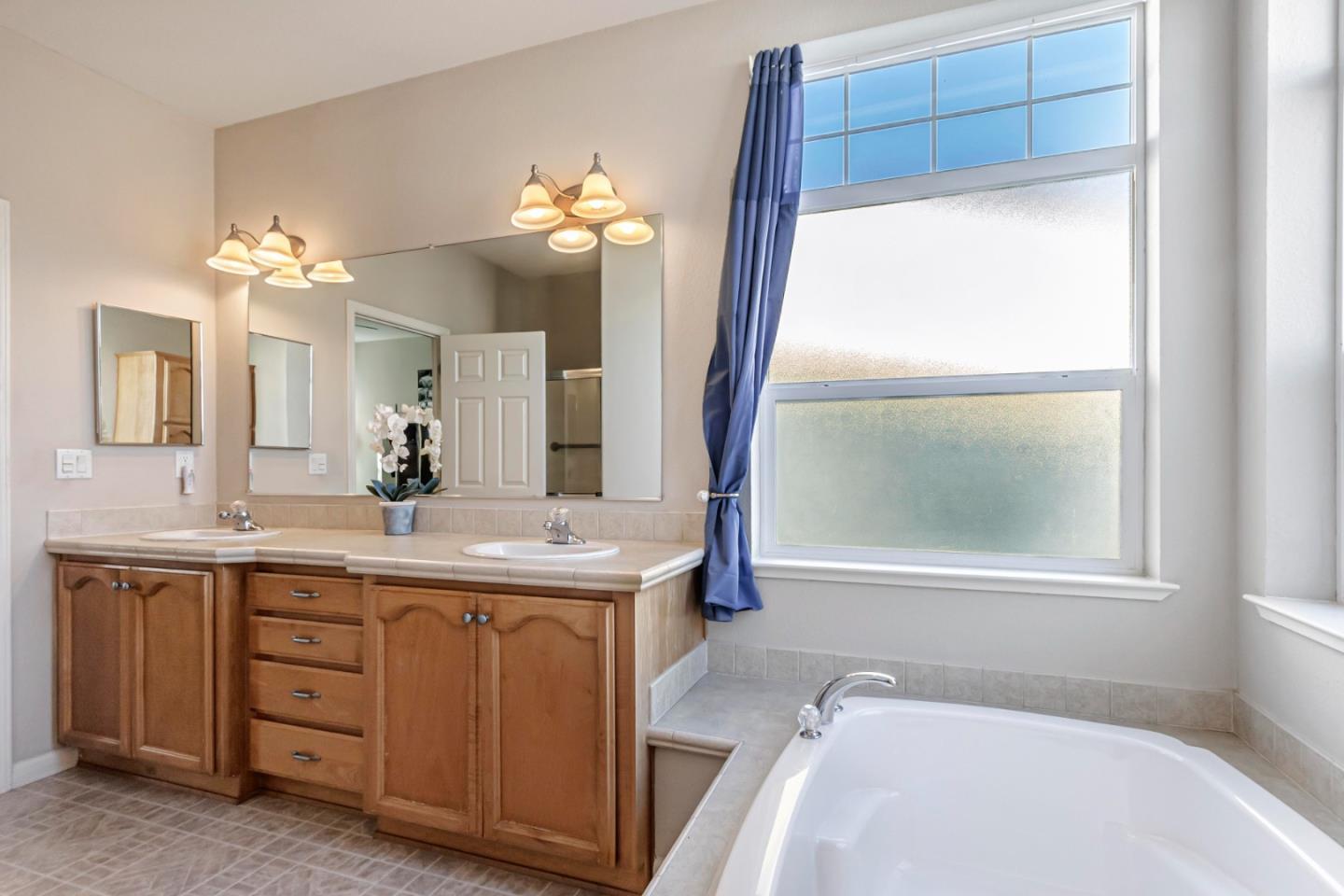 5770 Winfield Boulevard Unit: 130