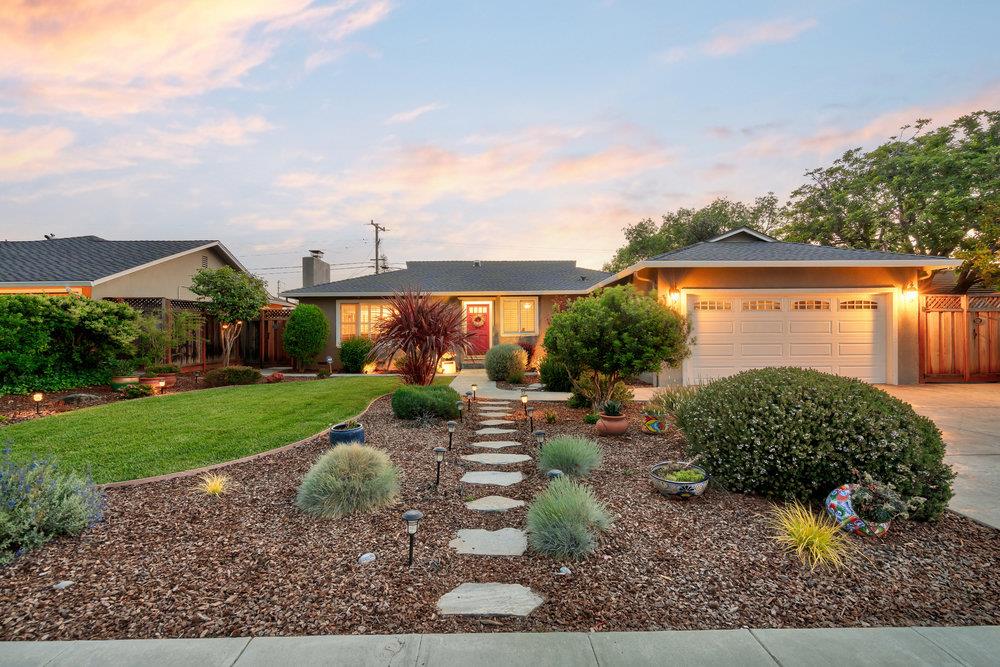 843 South Genevieve Lane