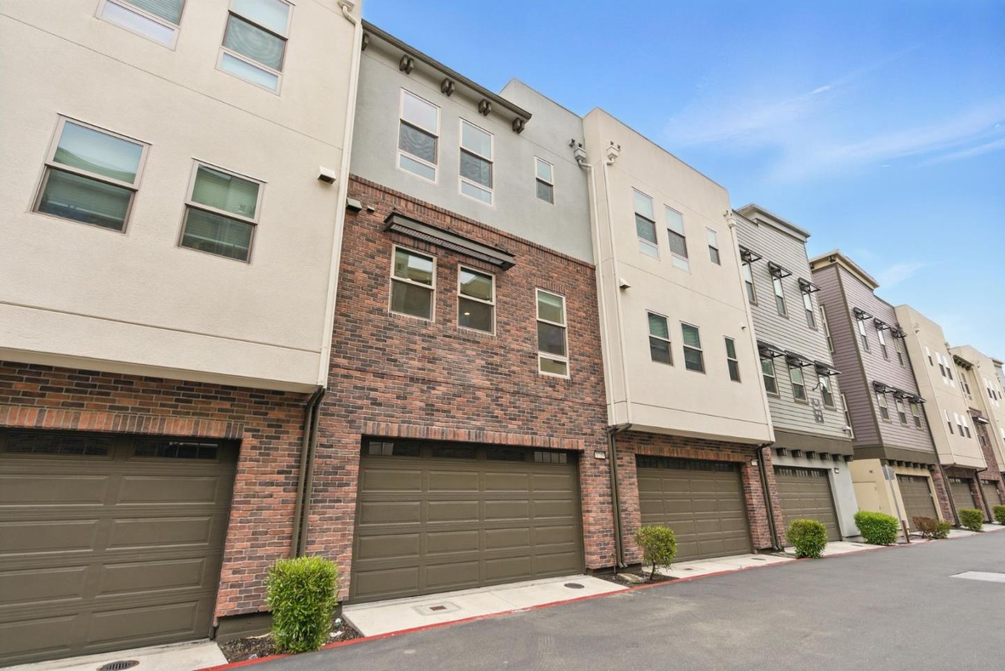 1719 Houret Court