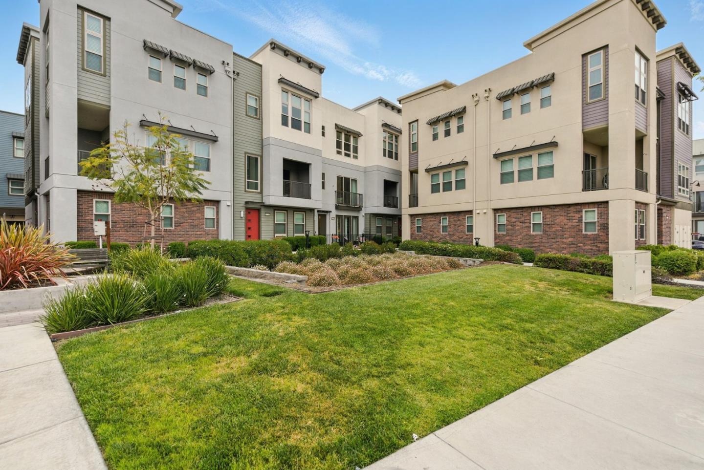 1719 Houret Court