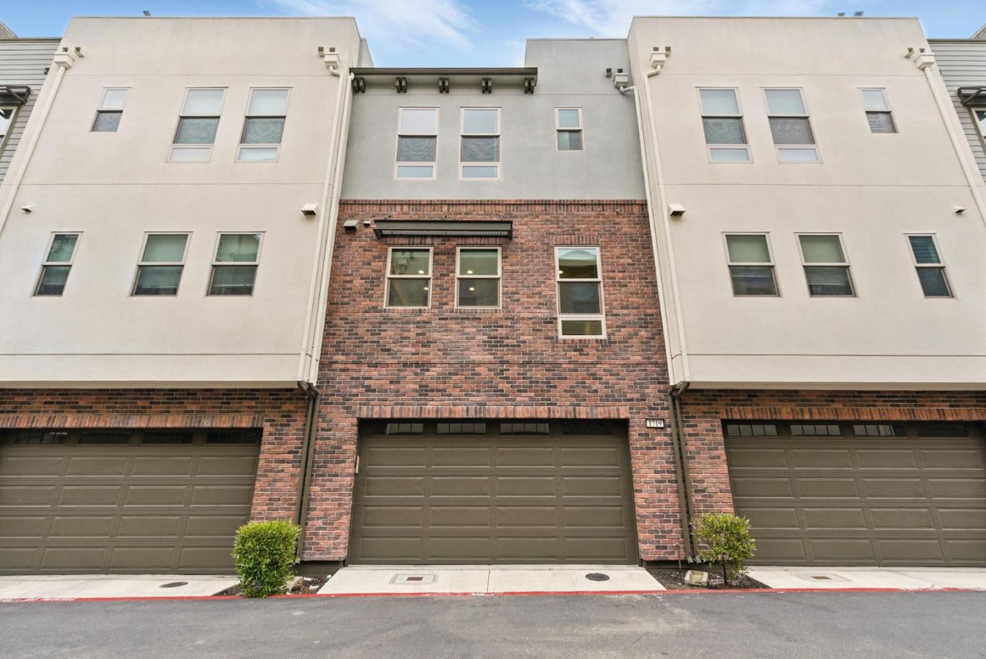 1719 Houret Court