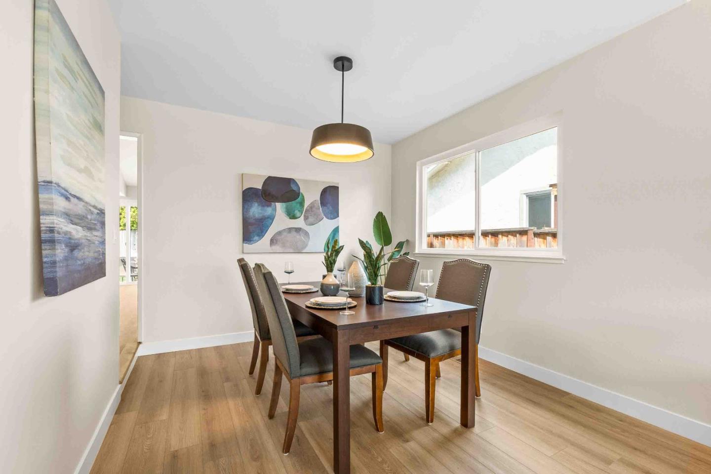 3785 Wellington Square