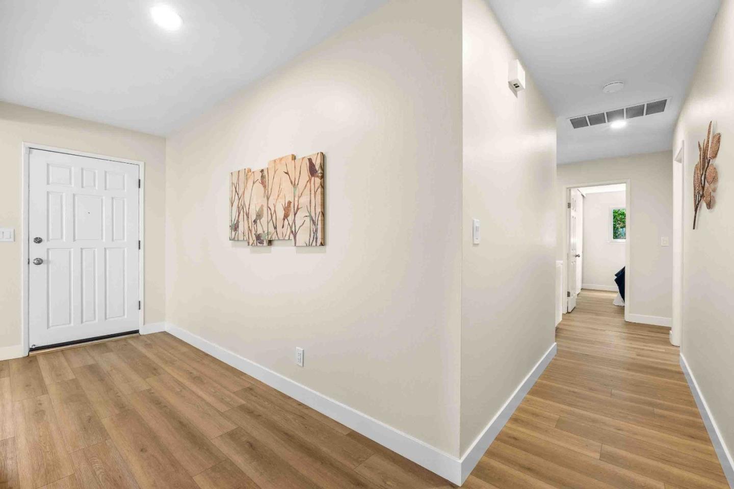 3785 Wellington Square