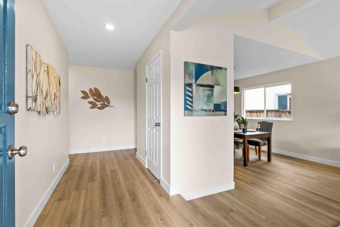 3785 Wellington Square