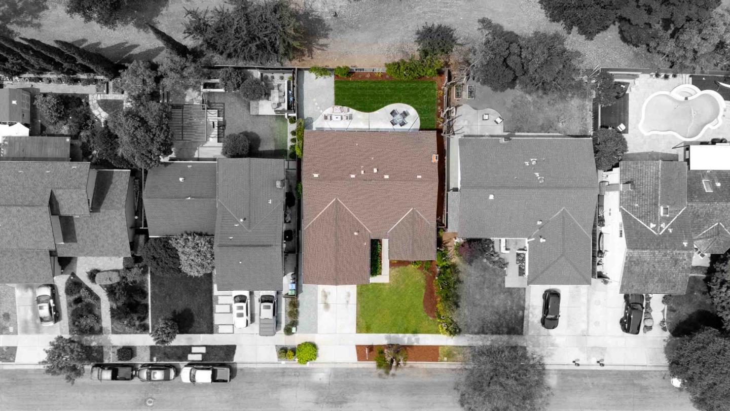 3785 Wellington Square