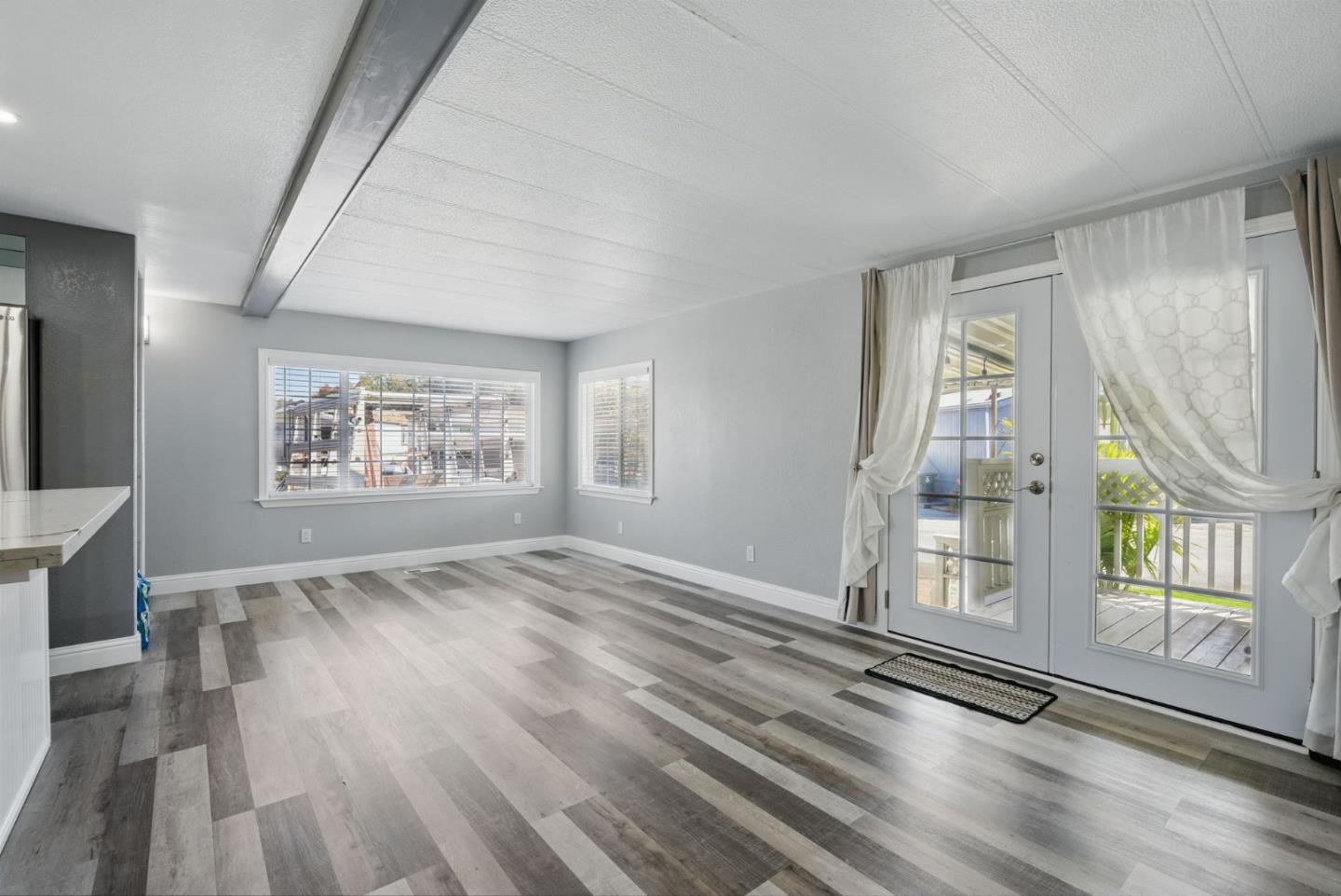 3015 East BAYSHORE Road Unit: 169