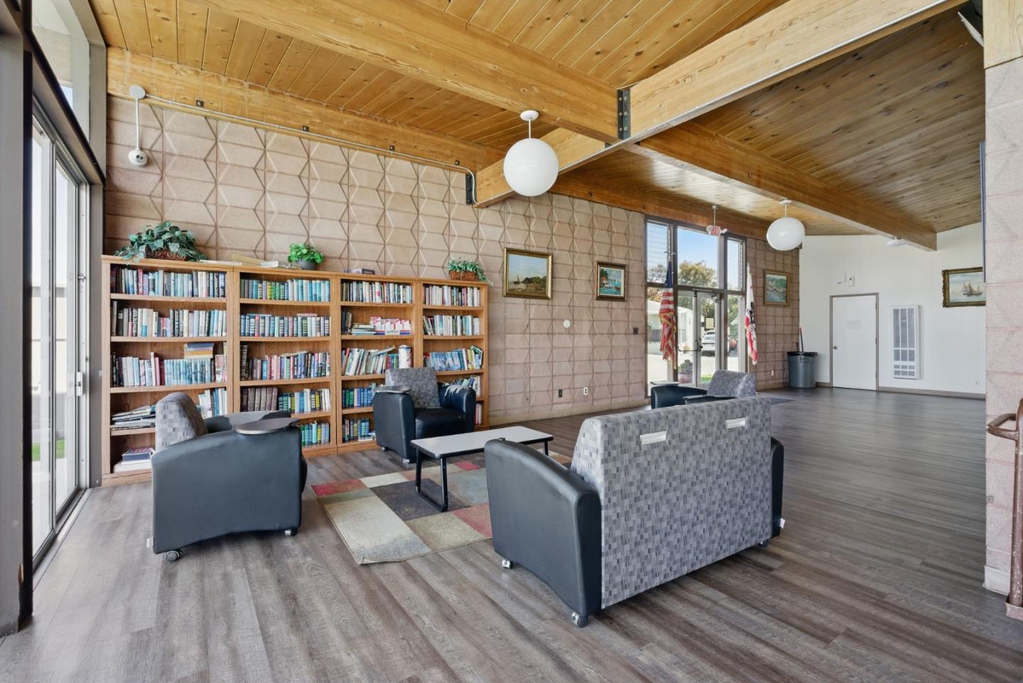 3015 East BAYSHORE Road Unit: 169