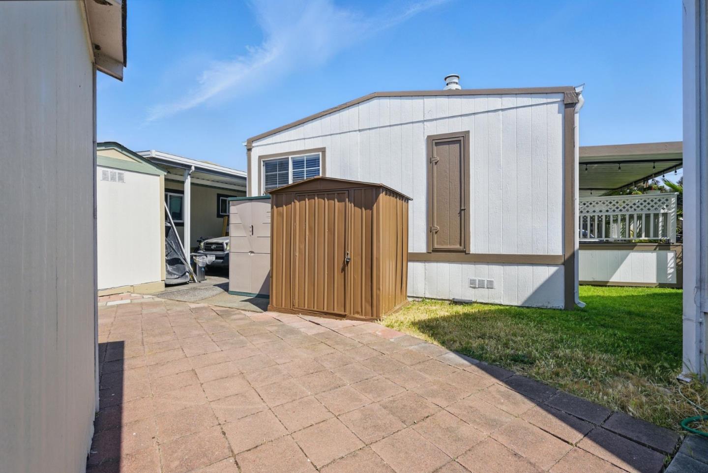 3015 East BAYSHORE Road Unit: 169