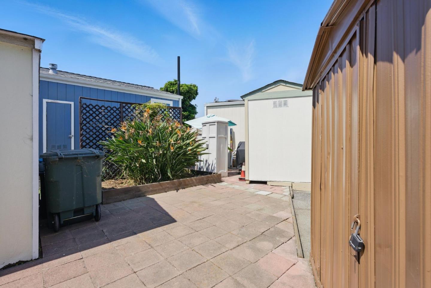 3015 East BAYSHORE Road Unit: 169