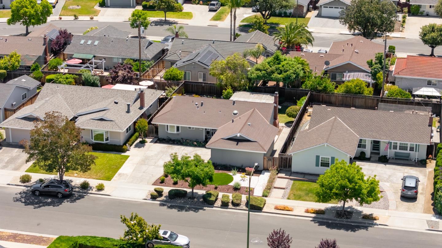 1296 Ashcroft Lane