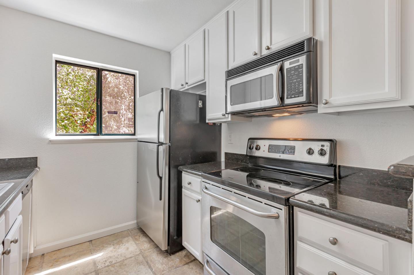 1167 Yarwood Court