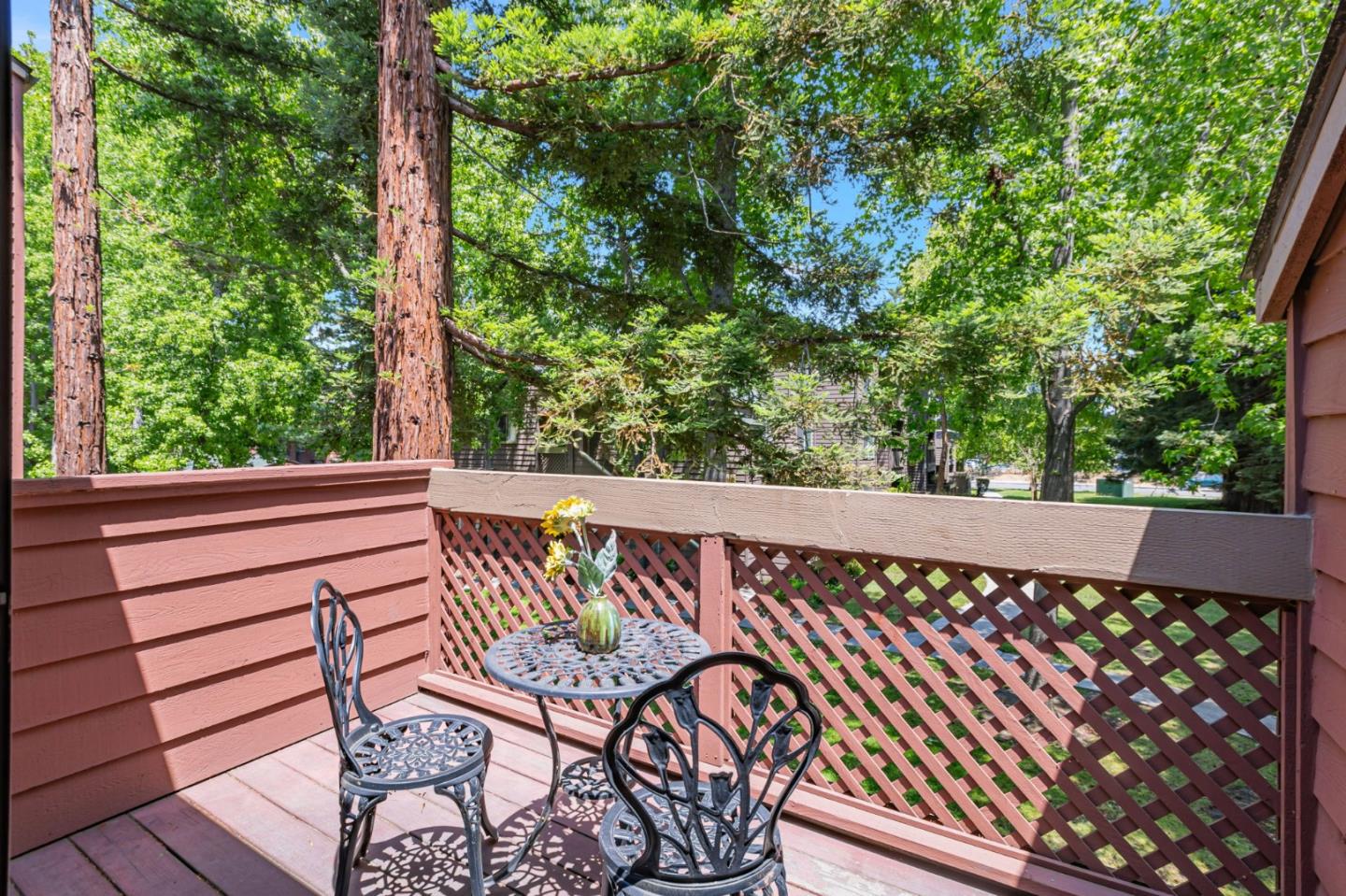 1167 Yarwood Court