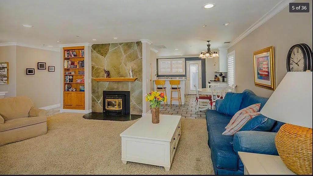 1418 Bradley Court