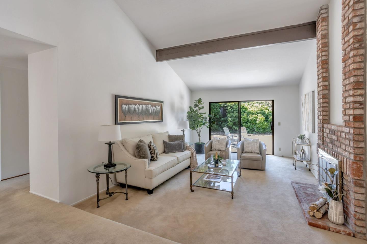 748 Casterwood Court