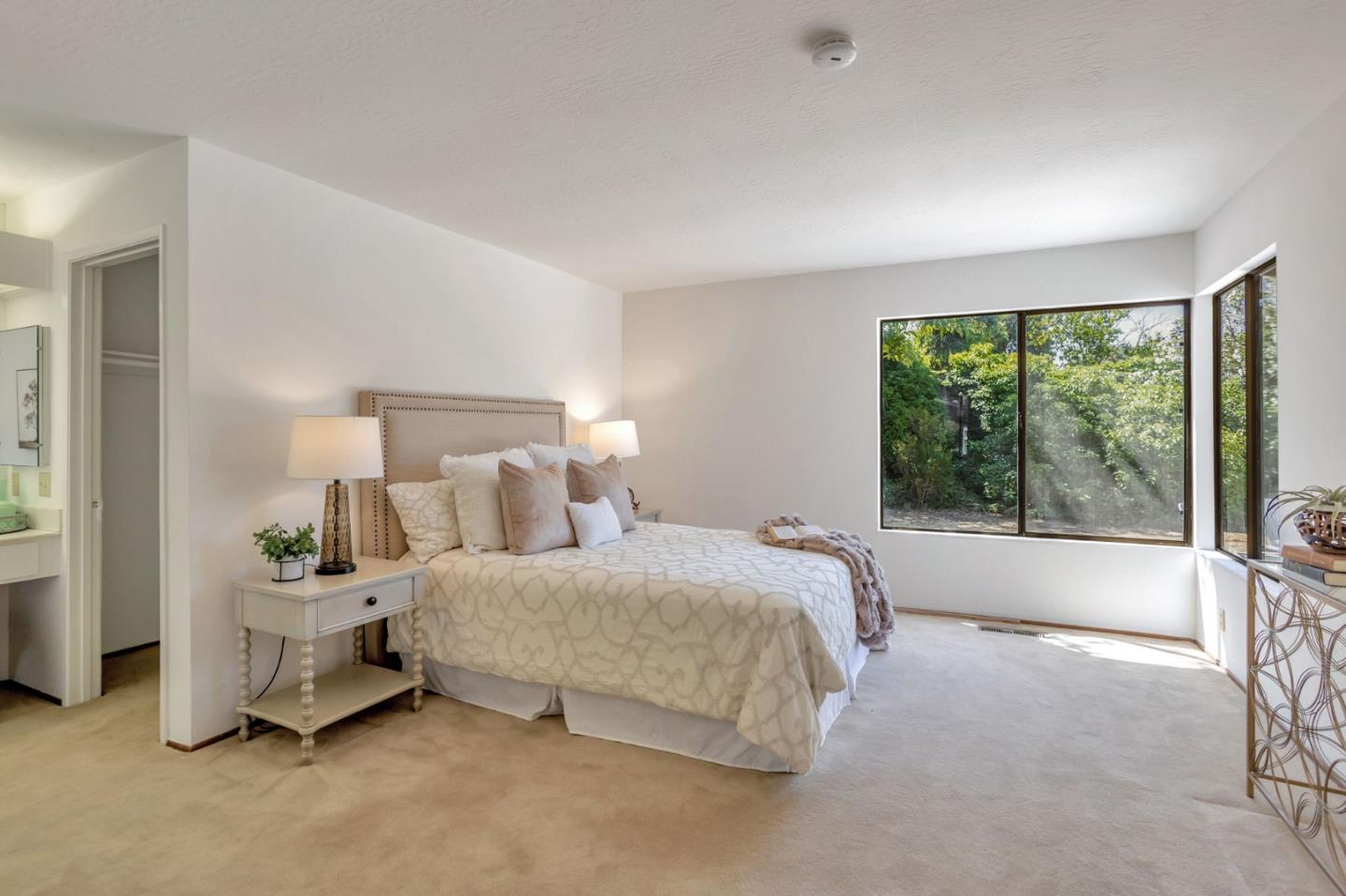 748 Casterwood Court