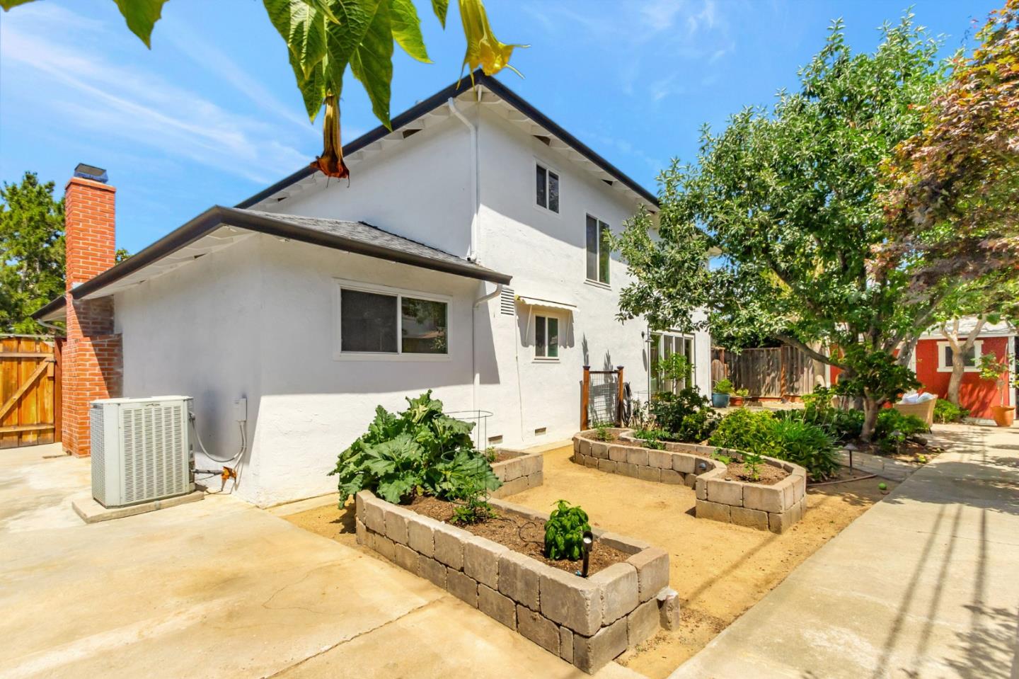 4765 Corrales Drive
