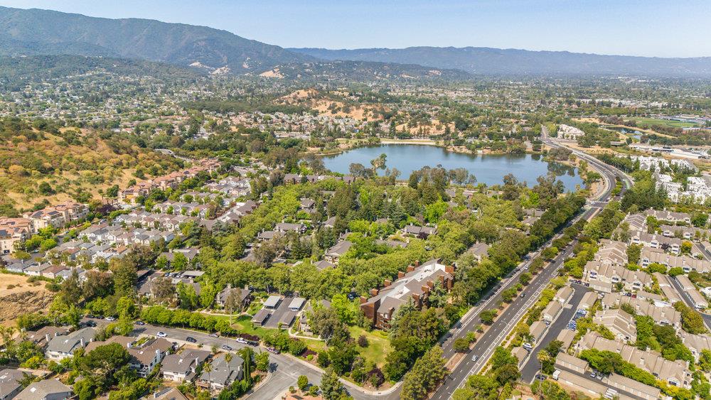 1907 La Terrace Circle