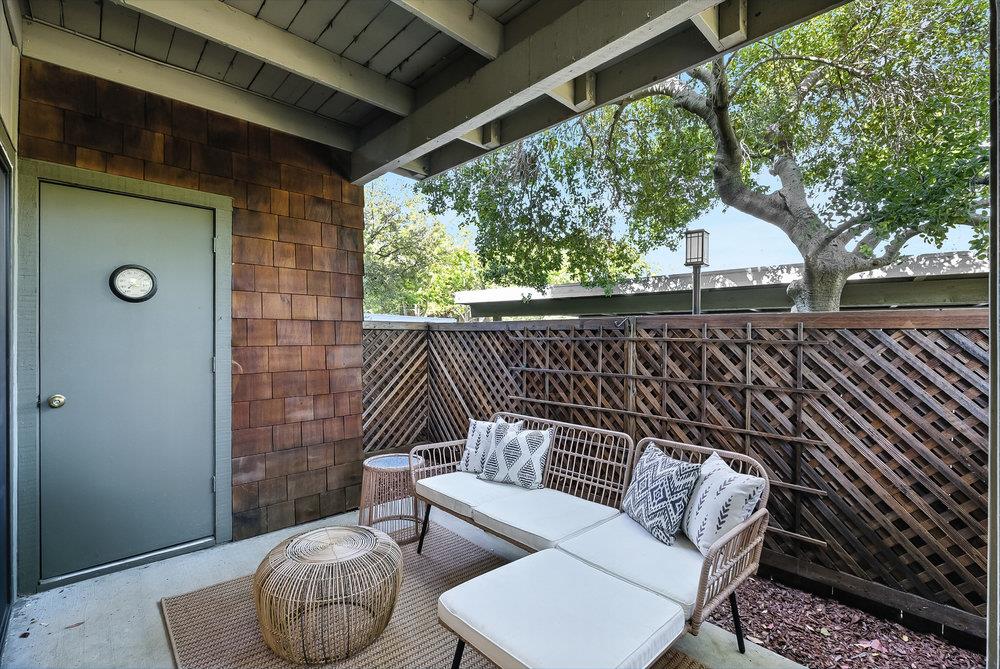1907 La Terrace Circle