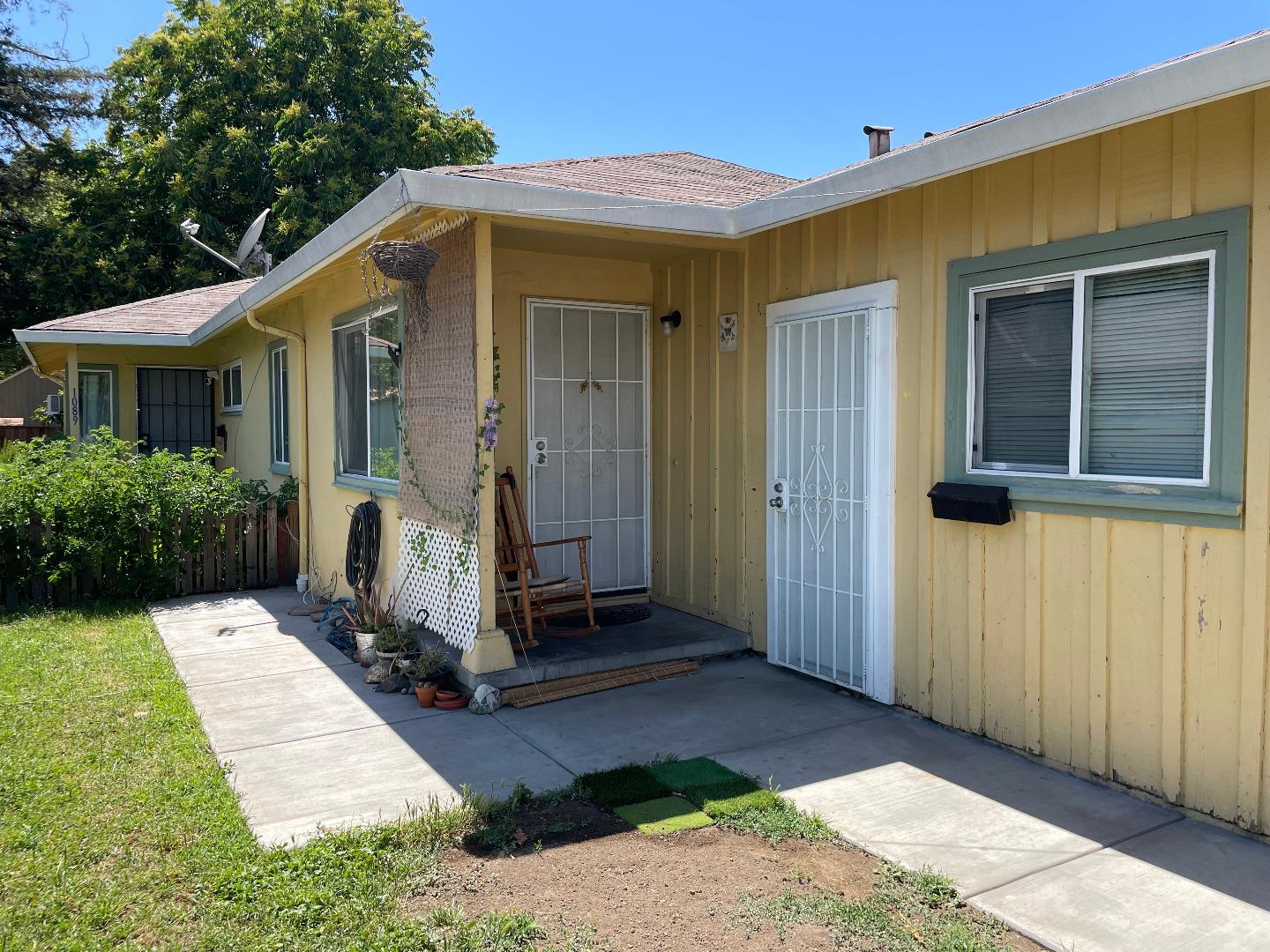 1085 North 4th Street