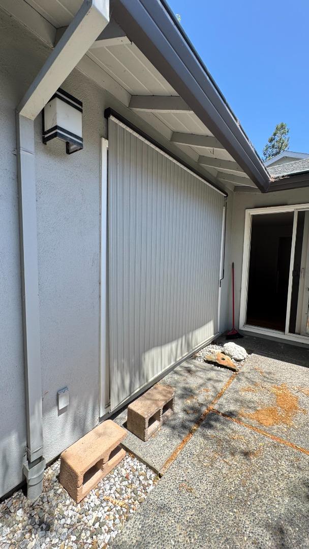 1218 Sanchez Way
