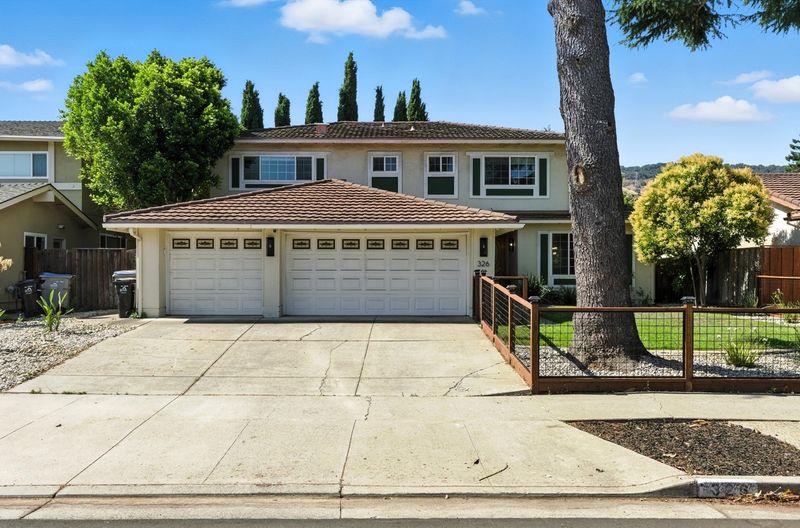 326 El Molino Way