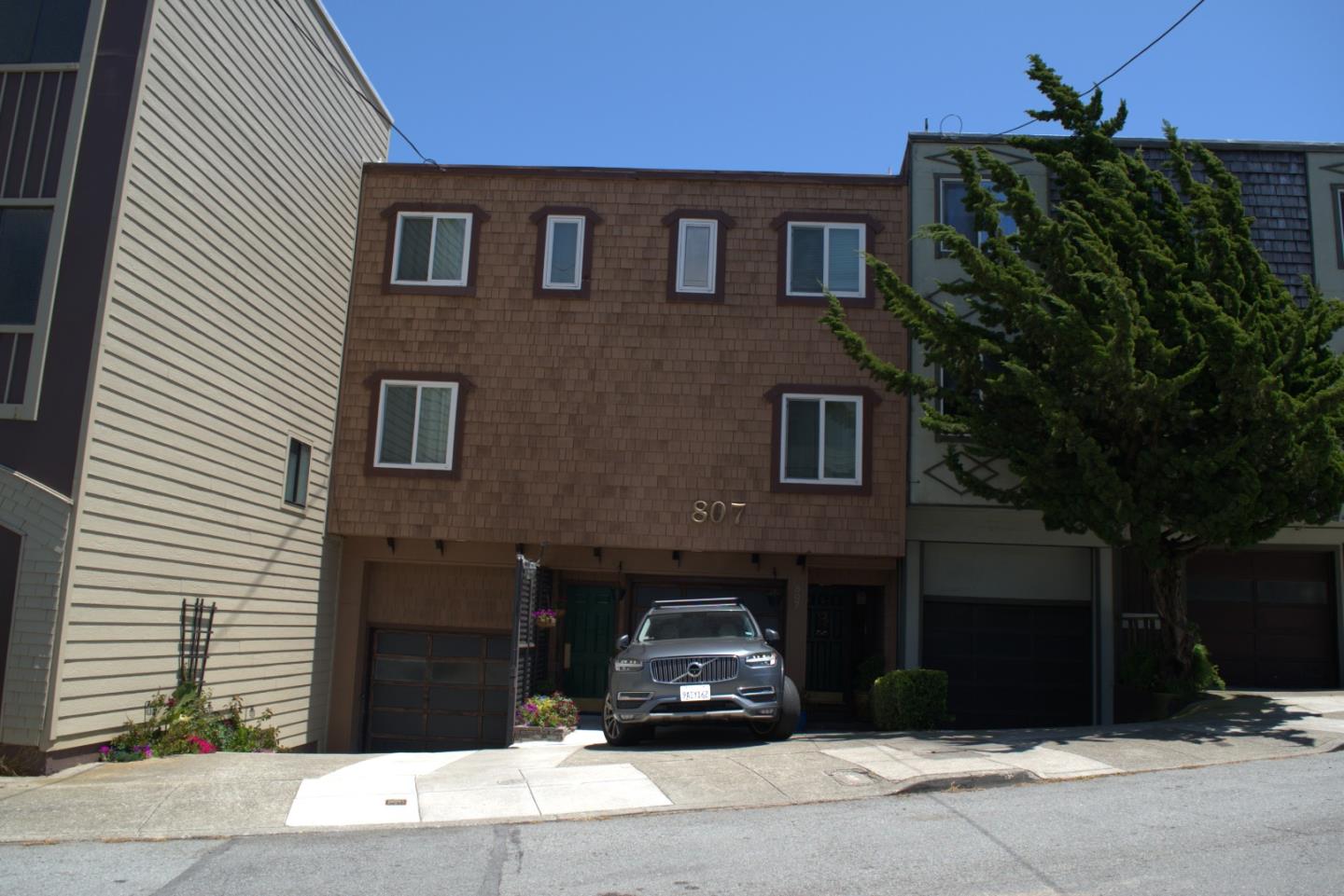 807 Burnette Avenue