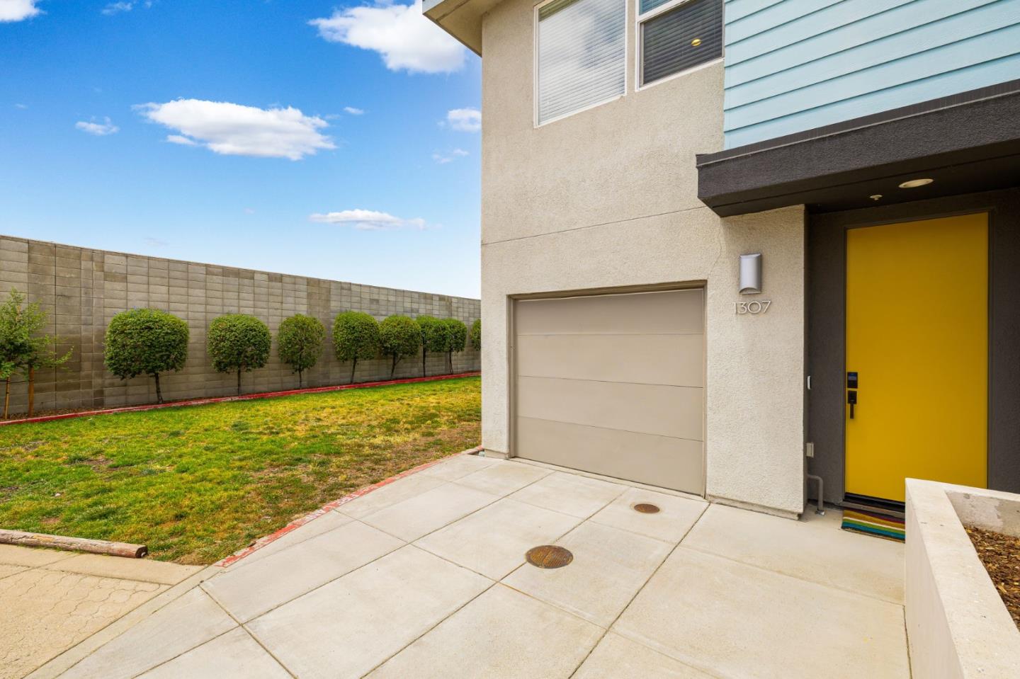 1307 Pullman Way