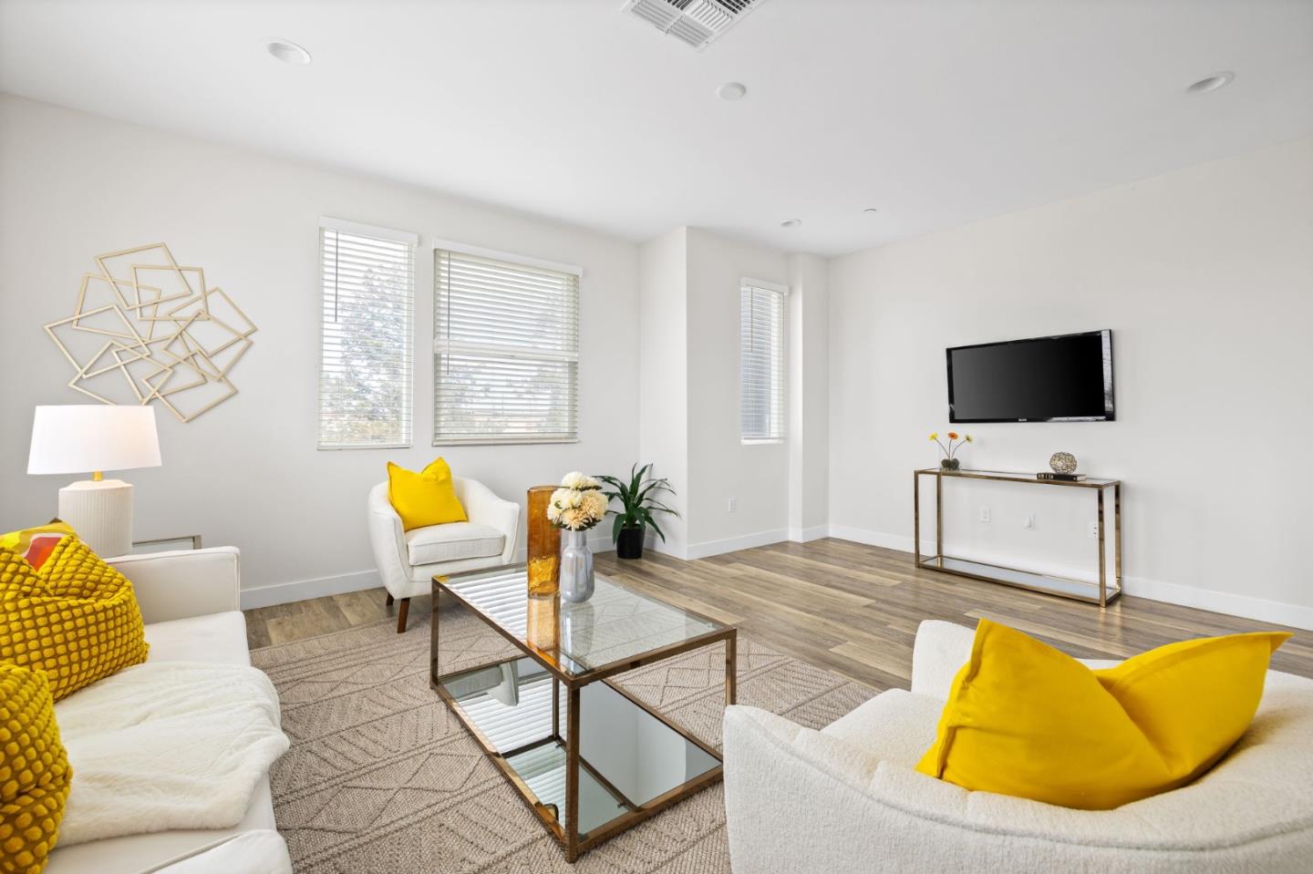 1307 Pullman Way