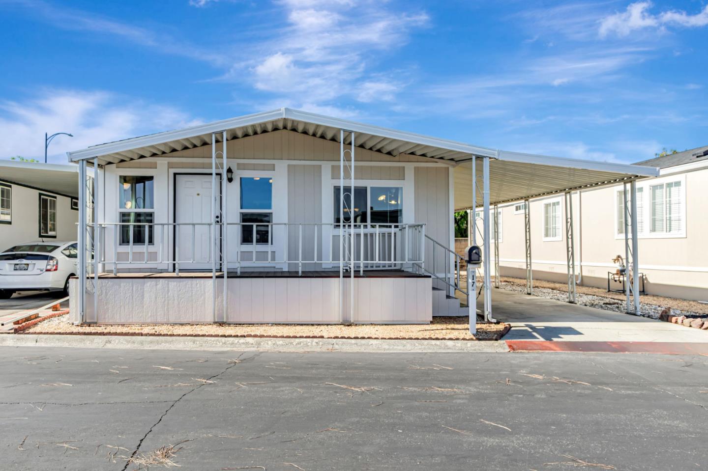 5770 Winfield Boulevard Unit: 17