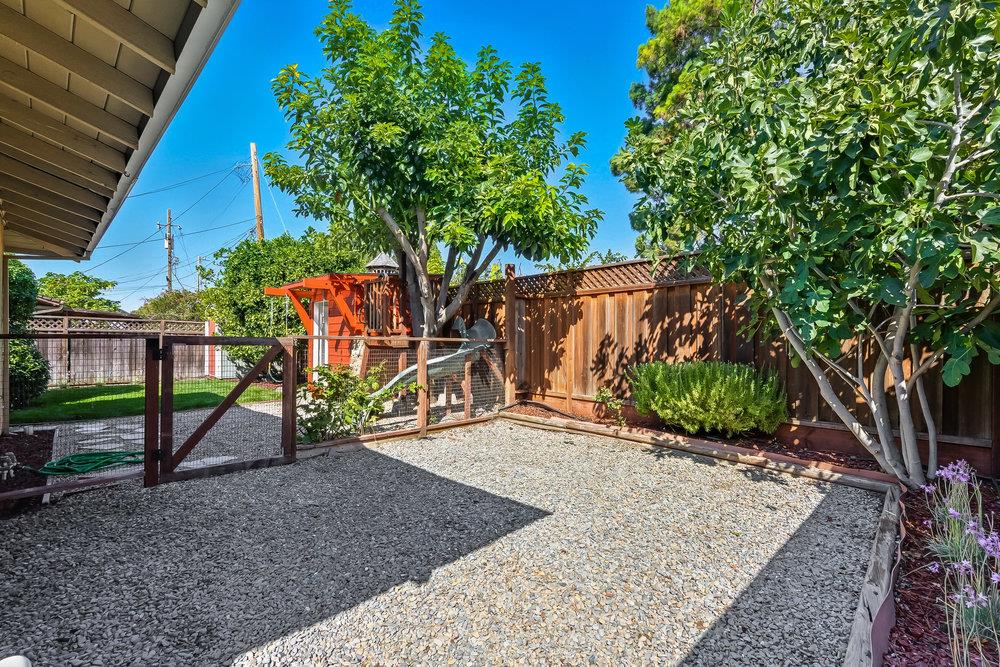 737 Los Huecos Drive